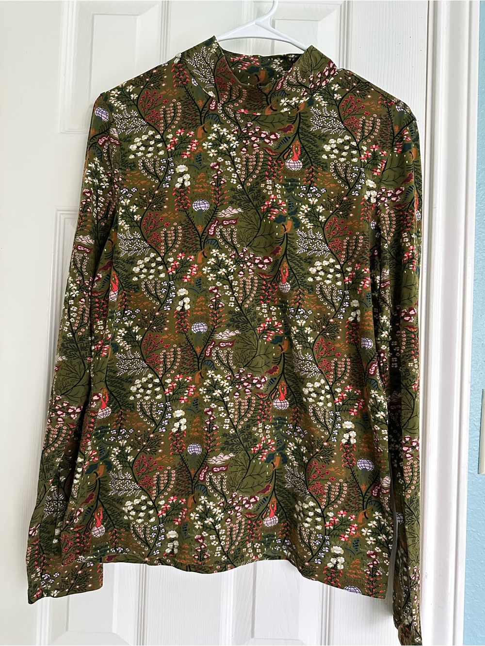 Scotch & Soda Women's Printed Long-Sleeved High Neck Organic Cotton T-Shirt XL - Picture 2 of 9